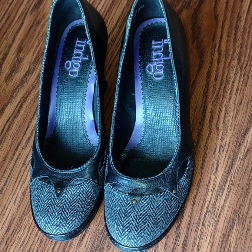 Indigo pumps, Tweed & Leather, Black&gray, Sz 7.5